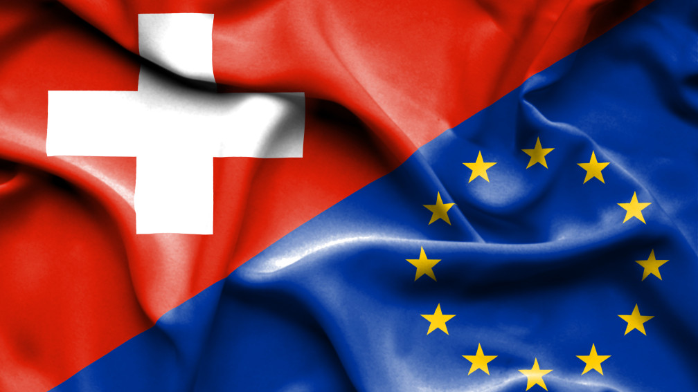 Schweiz EU Flaggen