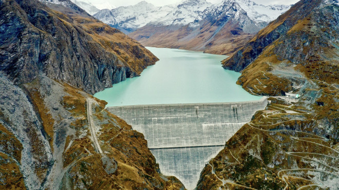 électricité renouvelable barrage grande-dixence suisse