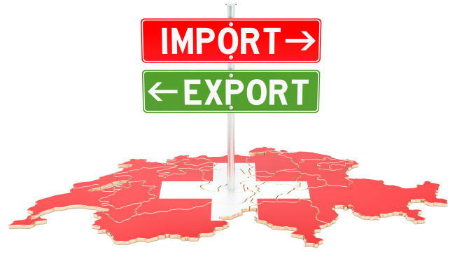 Panneaux "Import" et "Export" au-dessus d'une carte de la Suisse