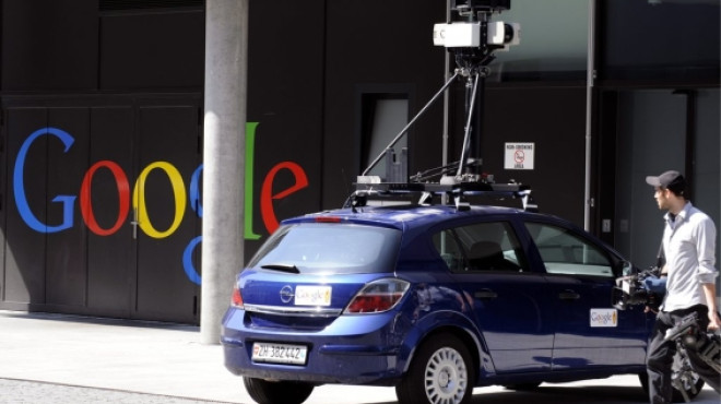Auto vor Google