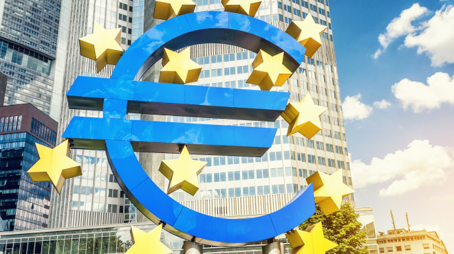 Euro vor der europäischen Nationalbank