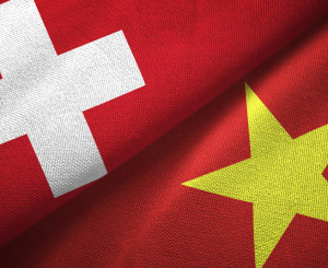 vietnamesische Flagge und Schweizerfahne